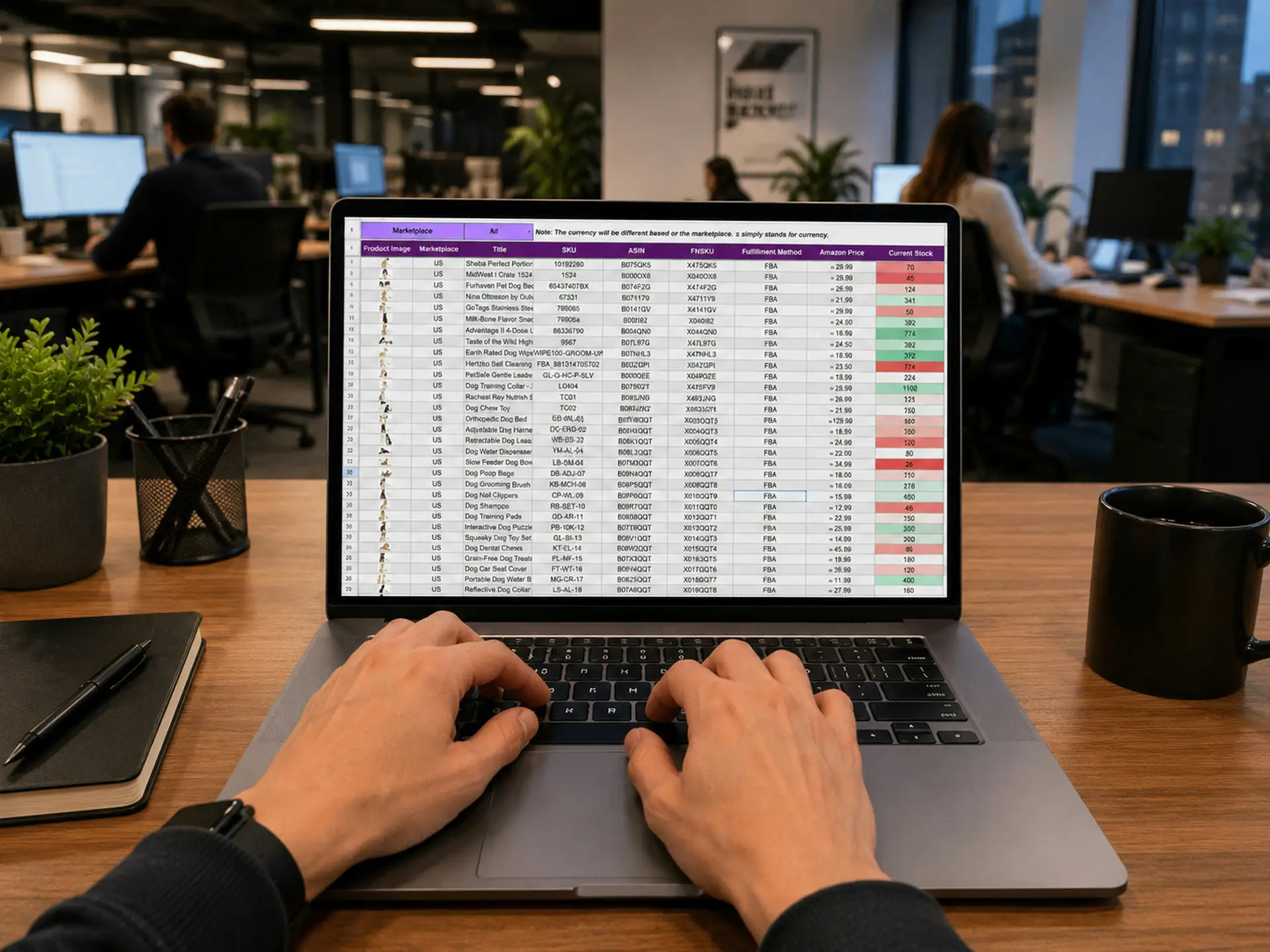 Laptop mit Excel-Tabelle und Diagrammen auf einem aufgeräumten Schreibtisch