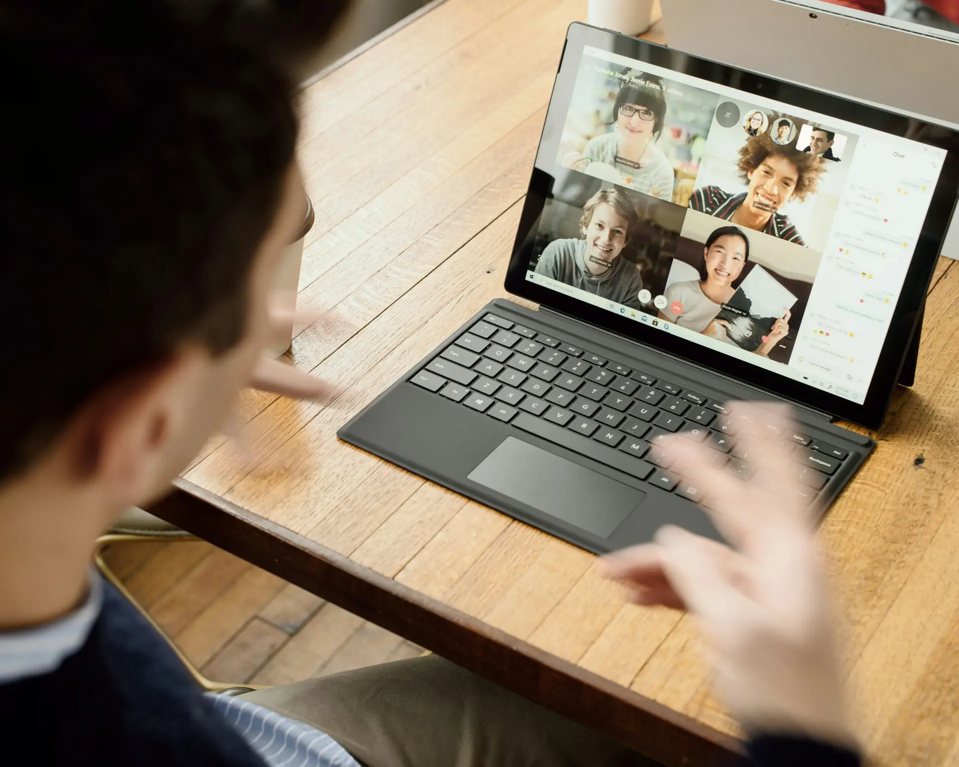 Live-Übersetzung im Online-Meeting: Untertitel in der eigenen Sprache