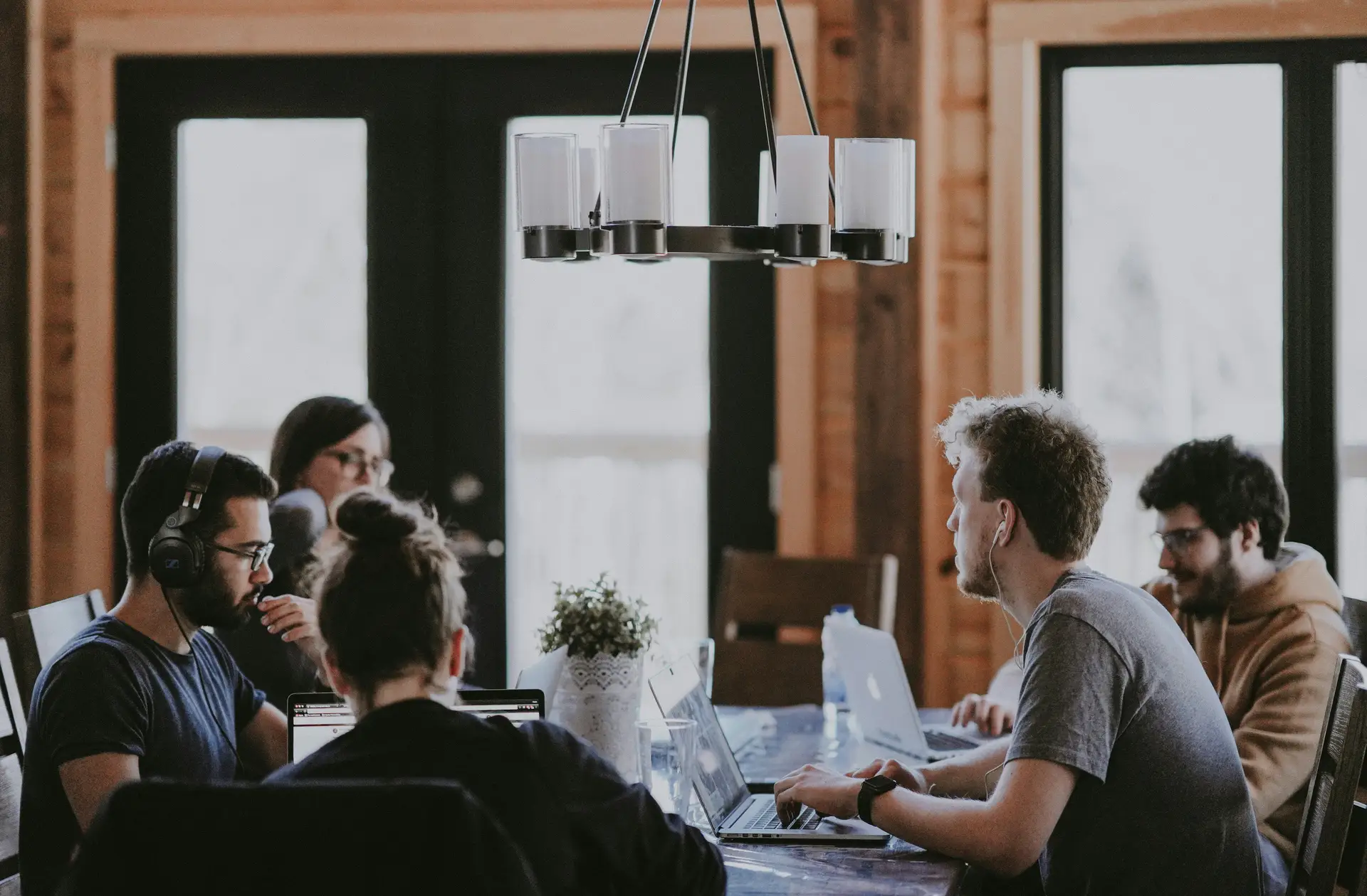 Professioneller Übersetzungs-Workflow für WordPress-Websites im Team